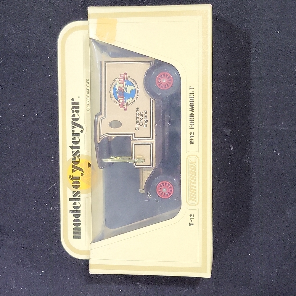 Matchbox Models of Yesteryear 1912 Ford Model T Motor 100 Delivery Truck